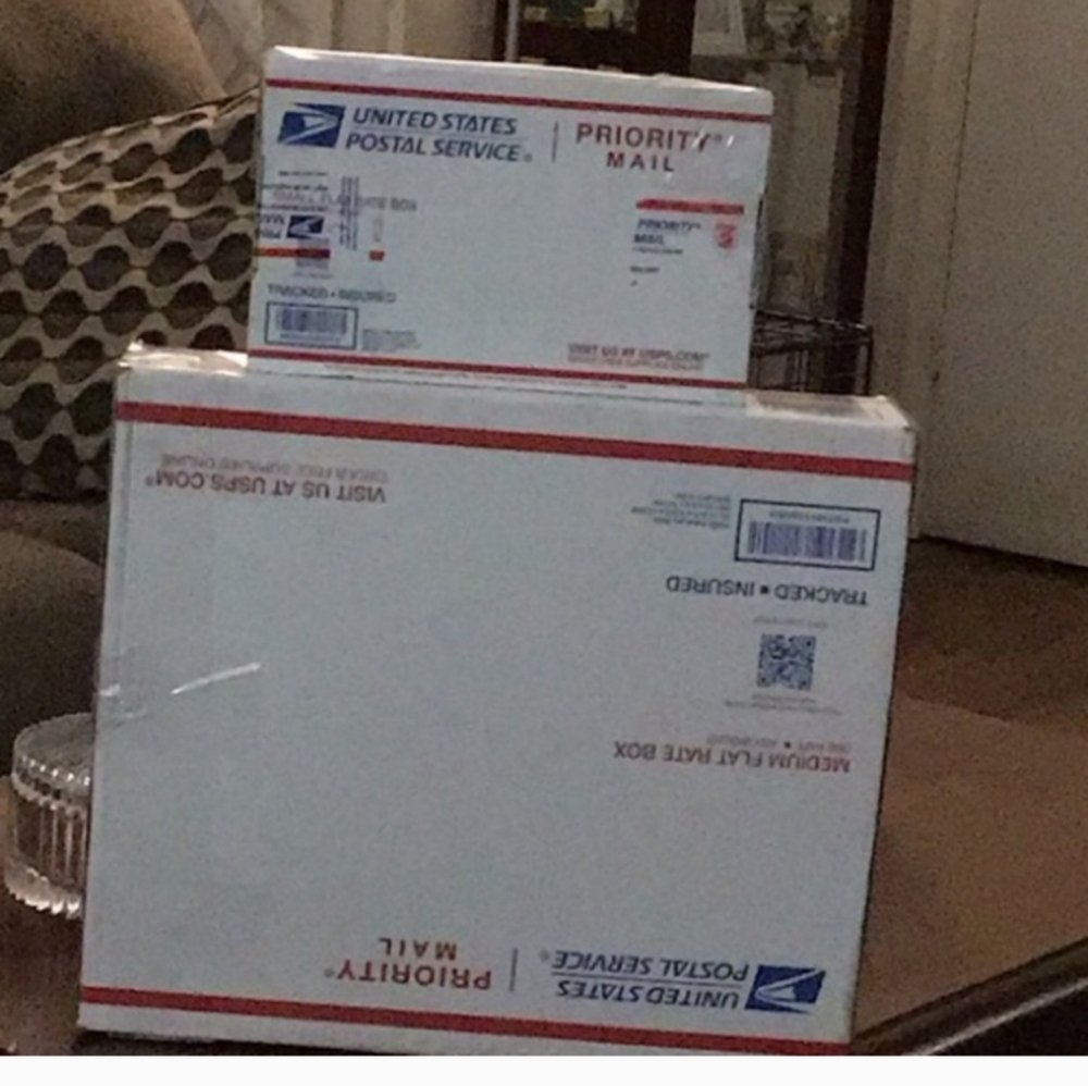 Postage Label - Picture 1 of 1